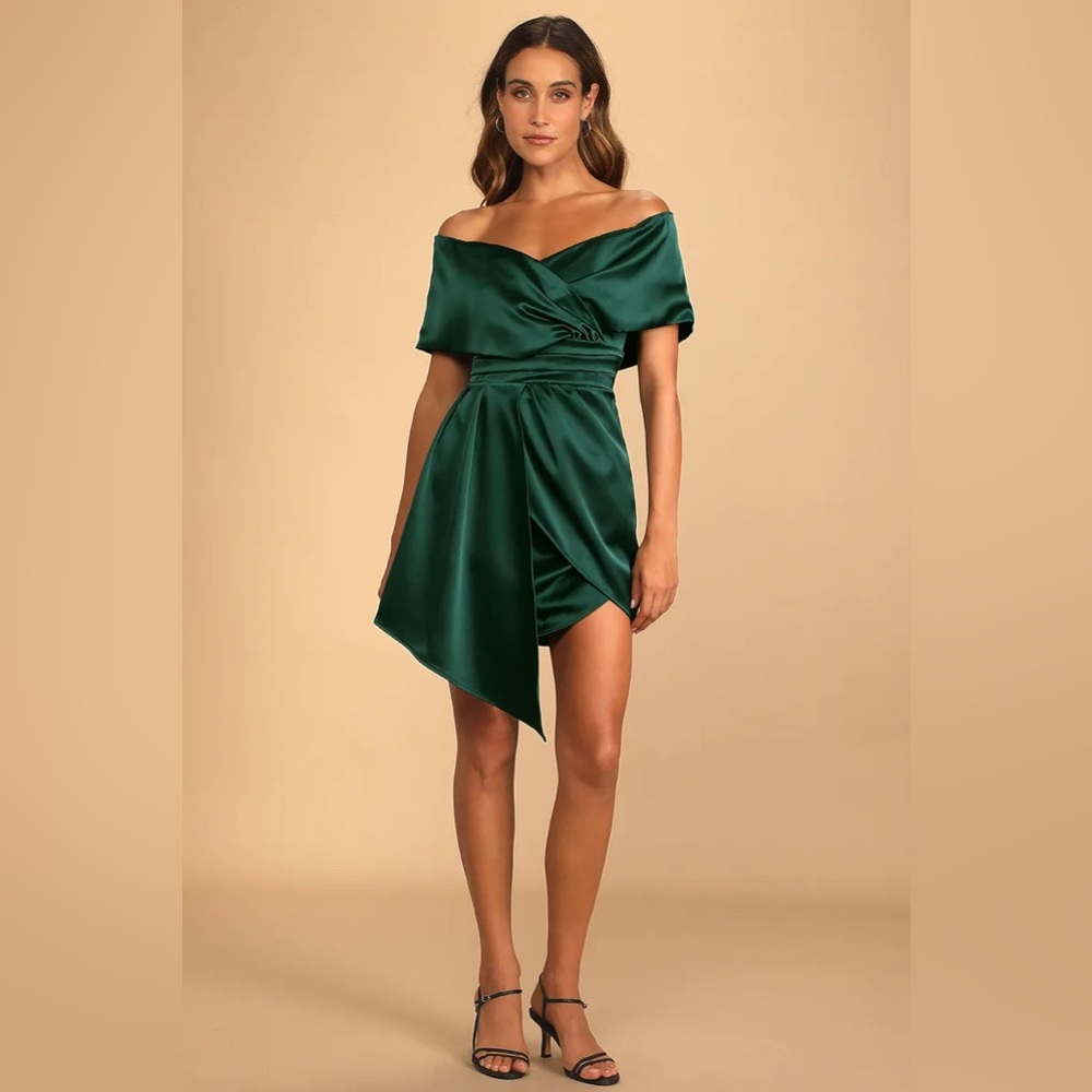 Off-shoulder satin dress Lulu’s